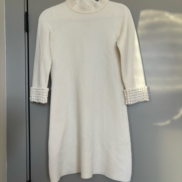 Alice + Olivia Dresses & Skirts - Alice + Olivia White Mini dress size XS